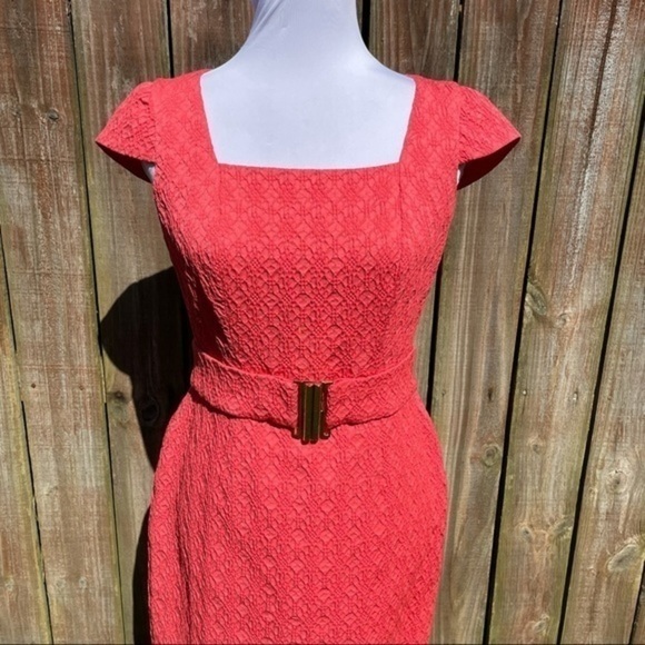 KAY UNGER Coral Cap Sleeve Buckle Sheath Dress 8 - Picture 12 of 16